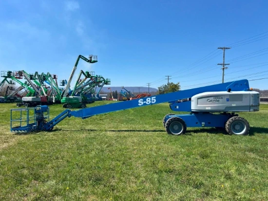 Genie Boom Lift S85